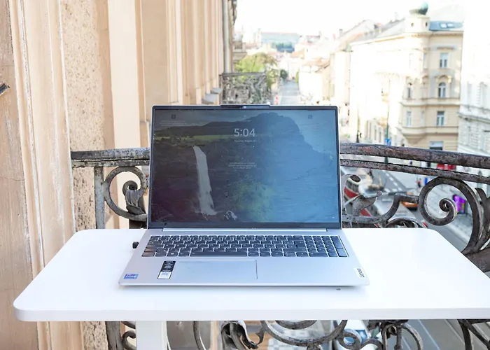 דירה In Mala Strana - 10 Minutes From Charles Bridge פראג