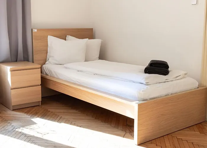 In Mala Strana - 10 Minutes From Charles Bridge *