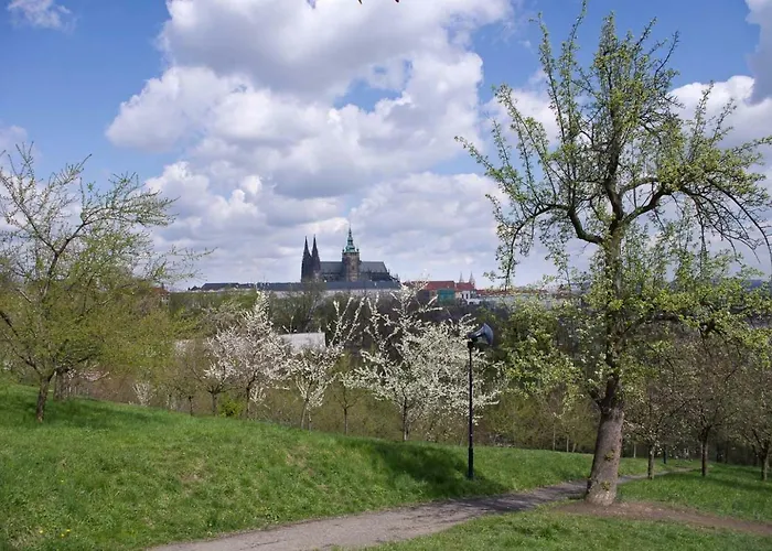 In Mala Strana - 10 Minutes From Charles Bridge פראג