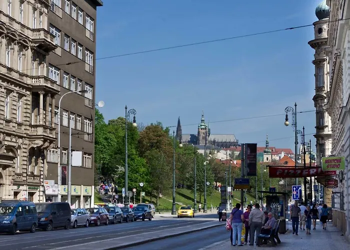 In Mala Strana - 10 Minutes From Charles Bridge