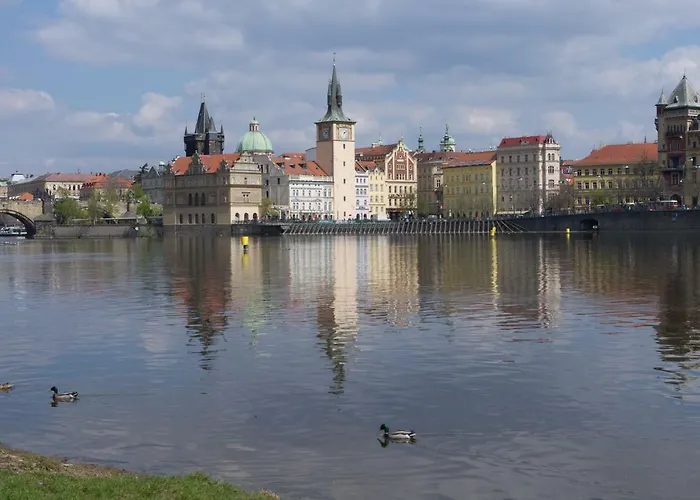 In Mala Strana - 10 Minutes From Charles Bridge *