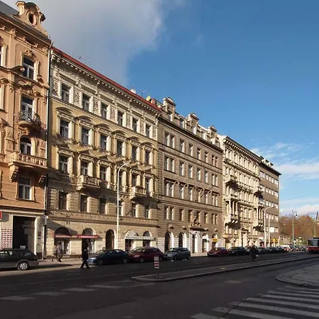 Apartments In Mala Strana - 10 Minutes From Charles Bridge Prag