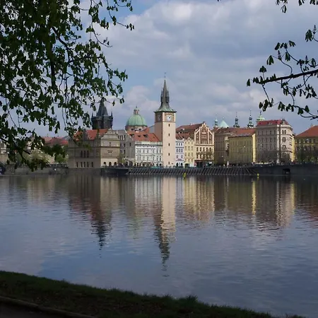 Apartments In Mala Strana - 10 Minutes From Charles Bridge Apartment Prag