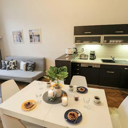 Apartment-hotels Rentego Appartement *