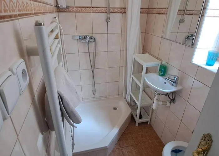 Apartments In Mala Strana - 10 Minutes From Charles Bridge * Prag
