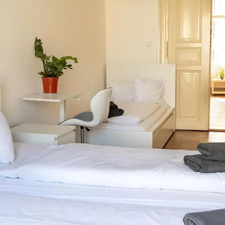 Apartmán In Mala Strana - 10 Minutes From Charles Bridge *